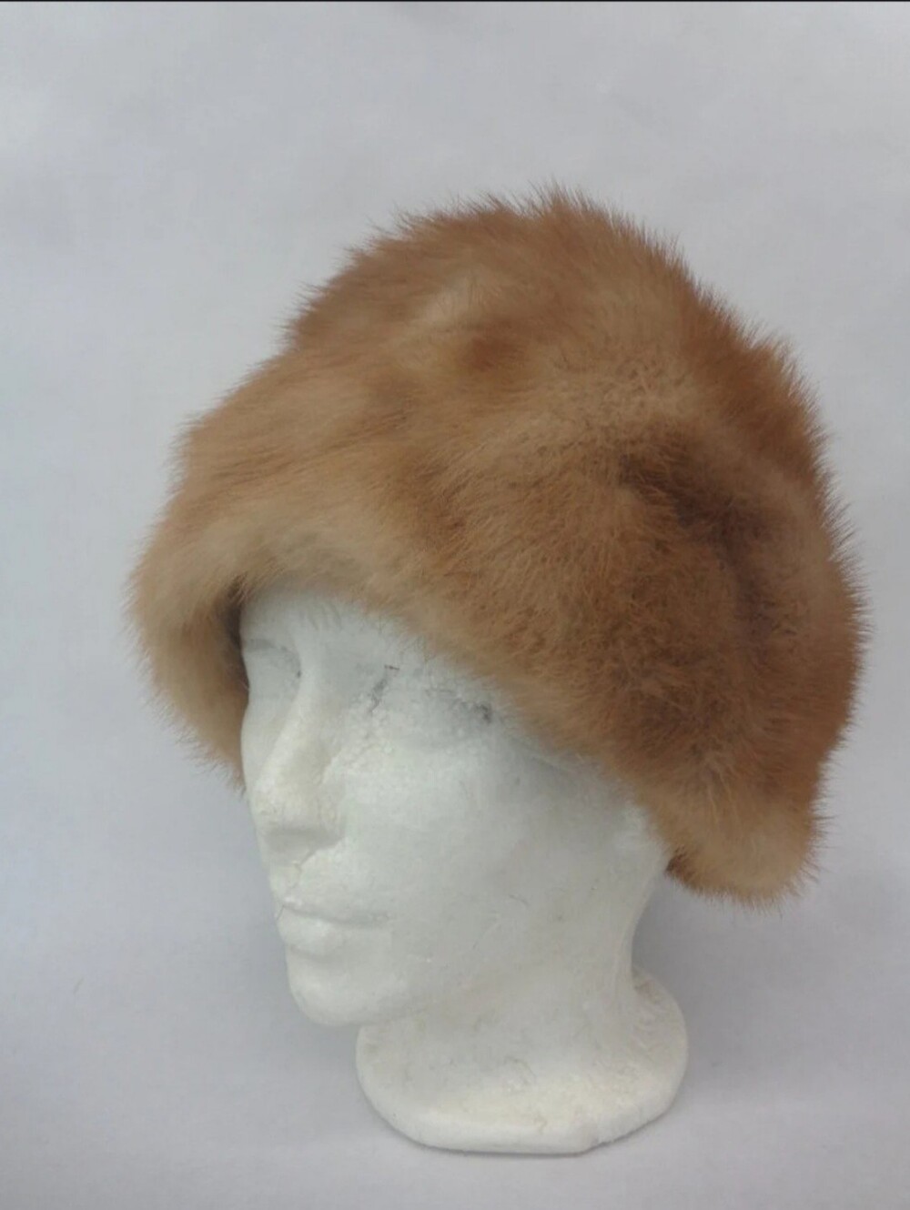 EVANS CHICAGO Classic Mink Fur Pillbox Hat - Camel Size 23